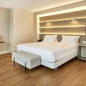 Otel Nh Sants, Barselona